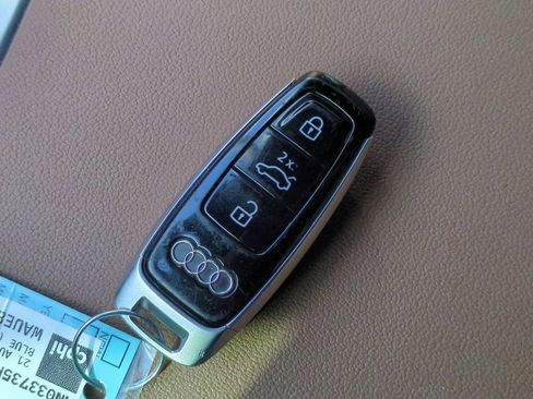 Used 2021 Audi A6 Premium Plus w/ Premium Plus Package image 43