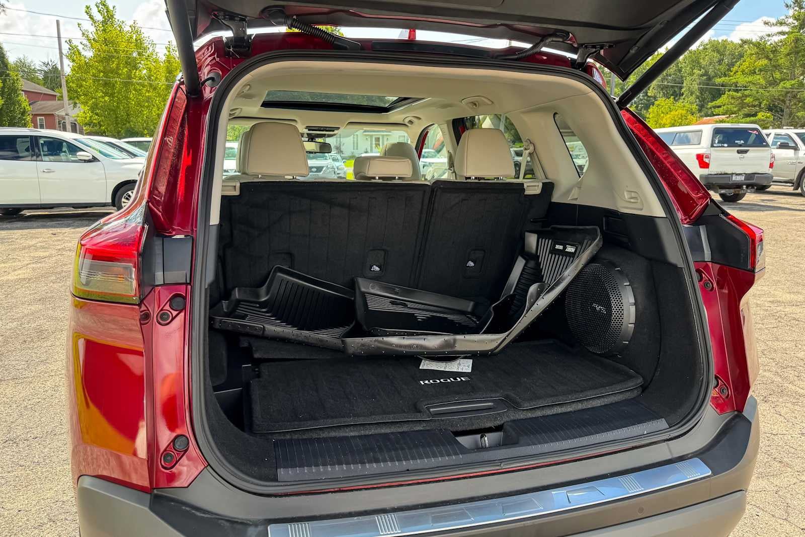 Certified 2021 Nissan Rogue SL w/ Premium Package AWD/4WD image 13
