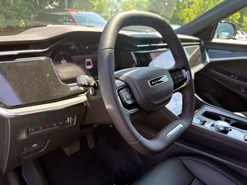 New 2025 Jeep Wagoneer S Limited image 11