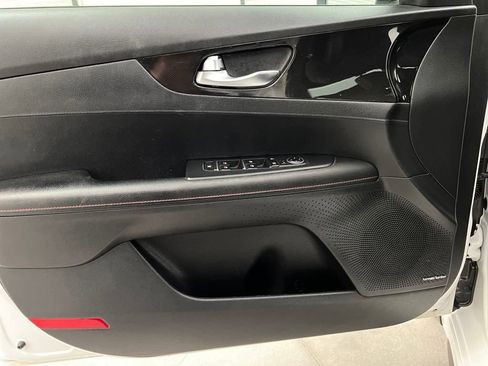 Used 2021 Kia Forte GT image 9