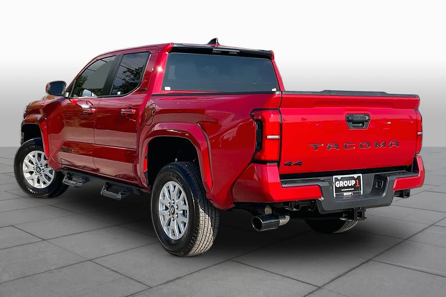 Used 2026 Toyota Tacoma SR5 AWD/4WD image 12