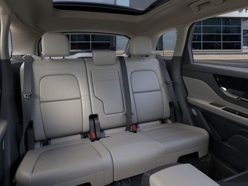 New 2026 Lincoln Corsair Grand Touring AWD/4WD image 11