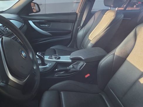 Used 2018 BMW 330i xDrive Sedan w/ Convenience Package image 8