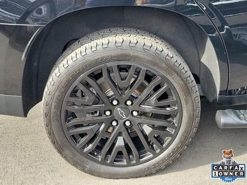 Used 2021 Chevrolet Tahoe Z71 w/ Z71 Off-Road Package AWD/4WD image 6