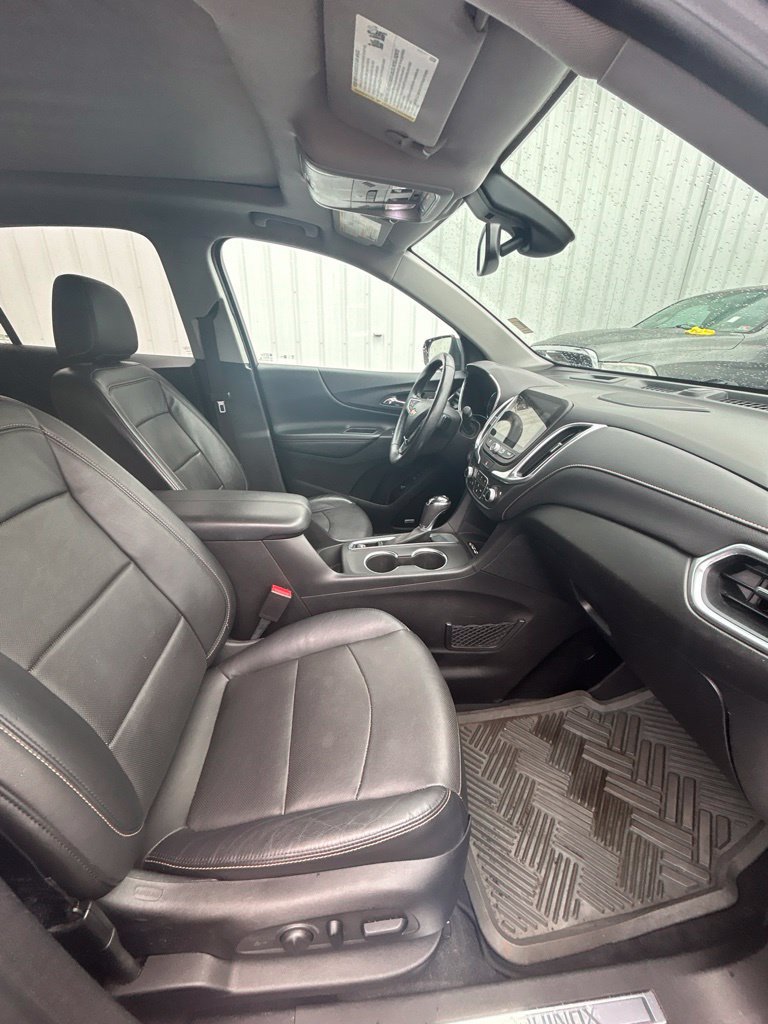 Used 2018 Chevrolet Equinox Premier FWD image 24