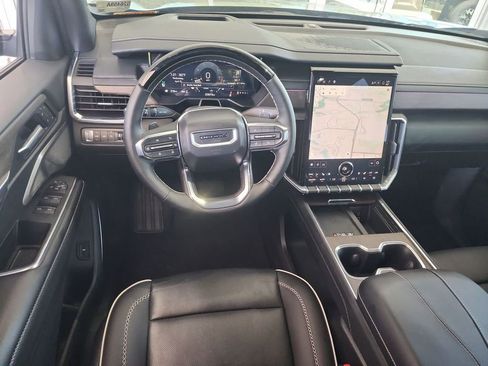 Certified 2025 GMC Acadia Denali w/ Super Cruise Package AWD/4WD image 10
