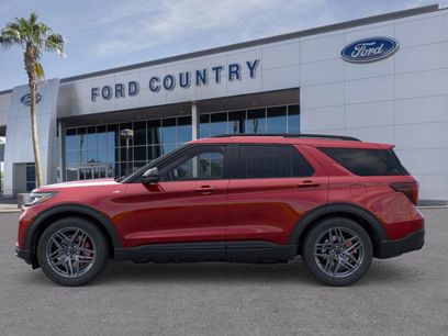 New 2025 Ford Explorer ST-Line w/ Premium Package