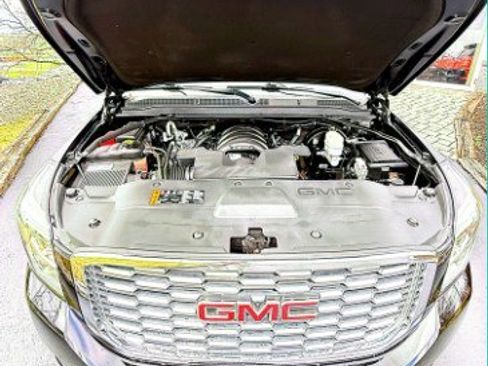 Used 2019 GMC Yukon XL Denali w/ Open Road Package image 37