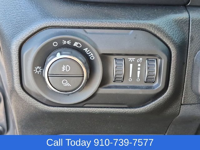 Used 2022 Jeep Gladiator Sport AWD/4WD image 15