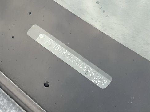 Used 2016 Toyota Corolla image 31