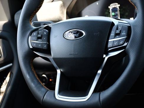Used 2026 Ford Explorer Tremor w/ Tremor Convenience Package AWD/4WD image 23