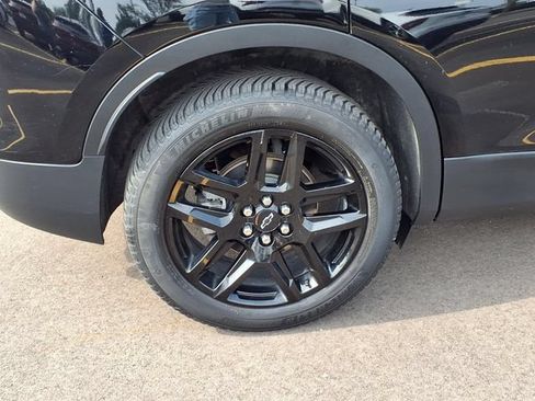 Used 2022 Chevrolet Blazer LT FWD image 27