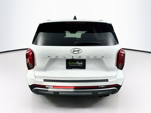 Used 2025 Hyundai Palisade SEL FWD image 7