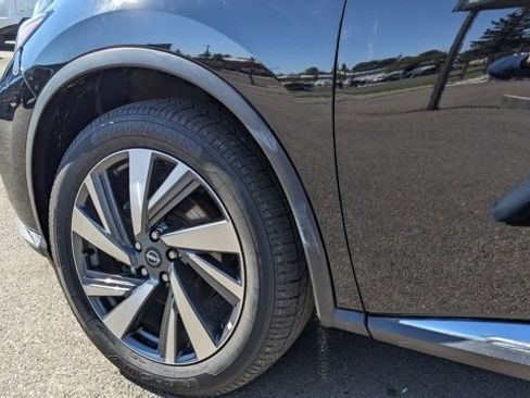 Used 2023 Nissan Murano SL image 12