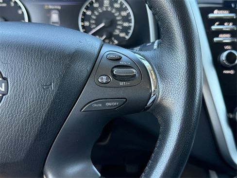 Used 2023 Nissan Murano SV w/ SV Midnight Edition Package image 23