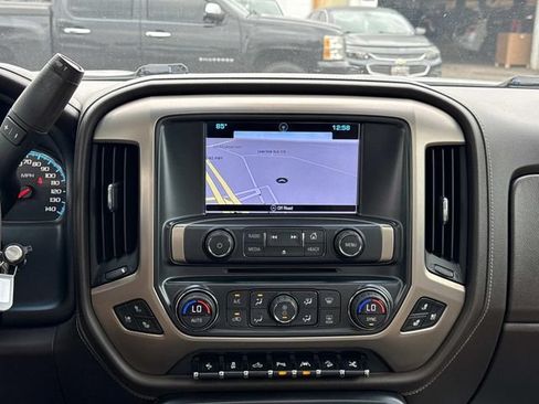 Used 2017 GMC Sierra 1500 Denali w/ Denali Ultimate Package AWD/4WD image 24