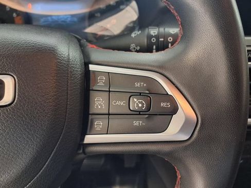 Used 2023 Jeep Compass Trailhawk AWD/4WD image 10
