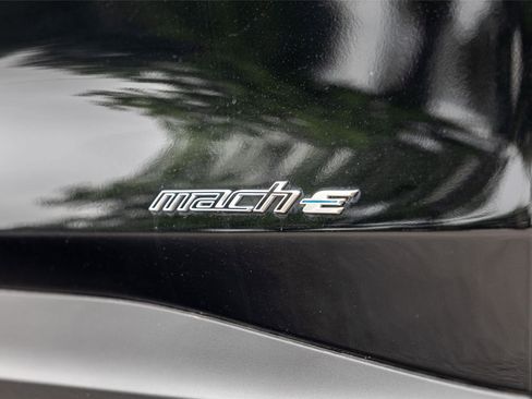 Certified 2025 Ford Mustang Mach-E Select RWD image 4
