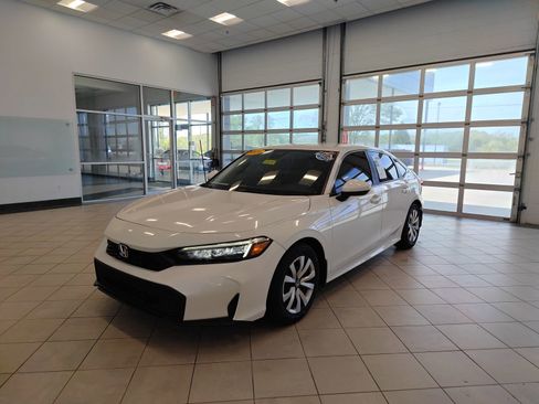 Used 2025 Honda Civic LX image 7