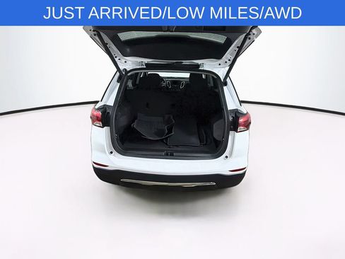 Used 2024 Chevrolet Equinox LT AWD/4WD image 24