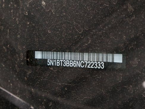 Certified 2022 Nissan Rogue SV image 32