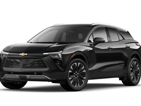 Used 2024 Chevrolet Blazer EV LT AWD/4WD image 3