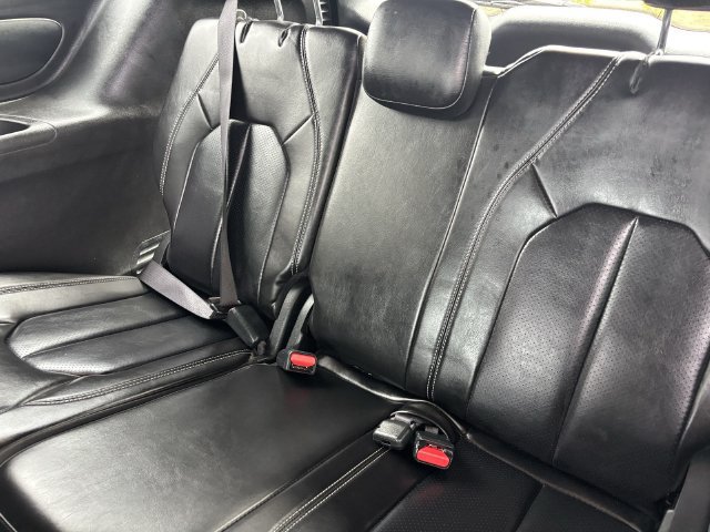 Used 2025 Chrysler Pacifica Select FWD image 17