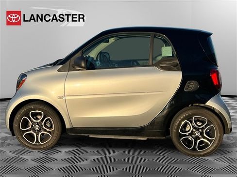 Used 2018 smart fortwo electric drive image 4