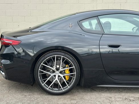 Used 2024 Maserati GranTurismo Trofeo AWD/4WD image 12