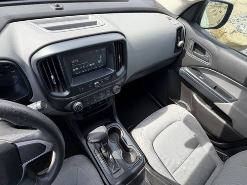 Used 2017 Chevrolet Colorado W/T w/ WT Convenience Package RWD image 16