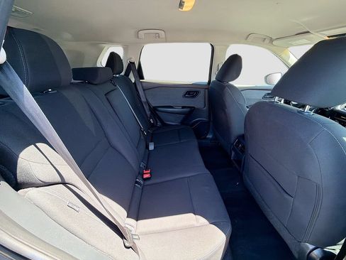 Used 2023 Nissan Rogue S FWD image 25