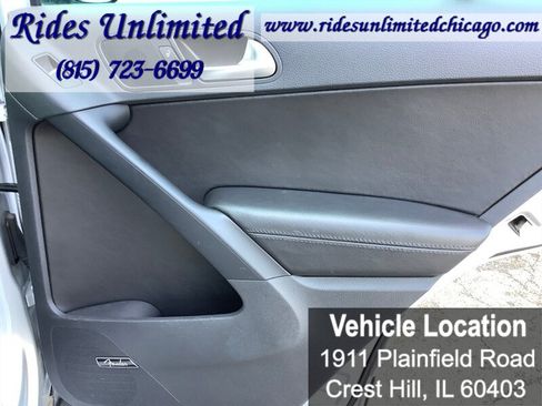 Used 2017 Volkswagen Tiguan SEL FWD image 28