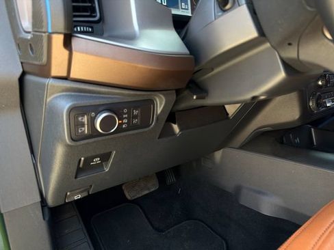 Used 2022 Ford Bronco Outer Banks w/ Sasquatch Package AWD/4WD image 19