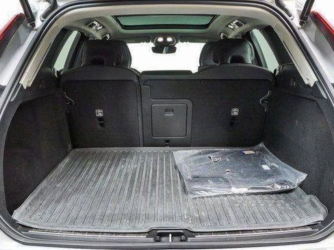 Used 2024 Volvo XC60 B5 Plus w/ Climate Package AWD/4WD image 26