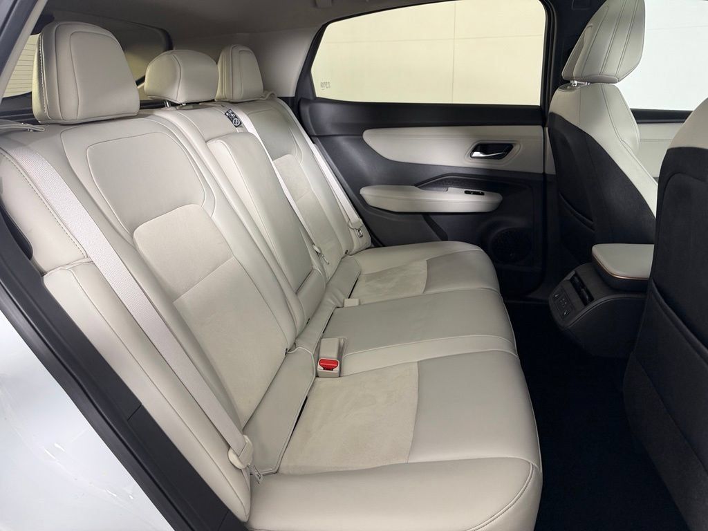Used 2023 Kia Niro Wave FWD image 23