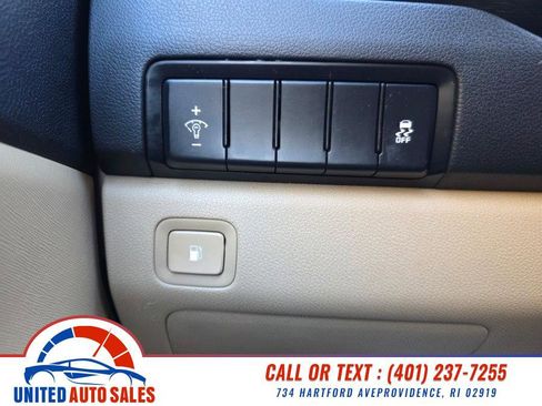 Used 2016 Kia Sedona LX w/ Option Group 020 image 21