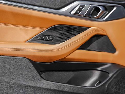 Used 2022 BMW i4 eDrive40 w/ M Sport Package image 19