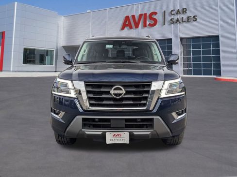 Used 2023 Nissan Armada SL image 10