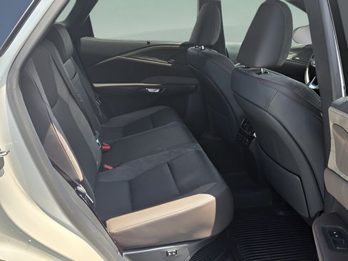 Certified 2025 Lexus RX 450h AWD w/ Convenience Package image 14