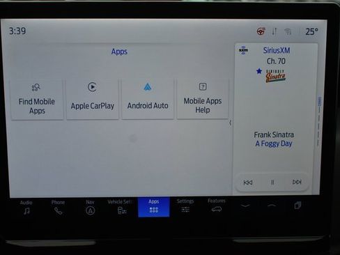 Used 2023 Ford Expedition Max XLT image 27