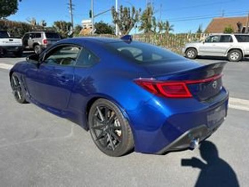 Used 2025 Toyota GR86 Premium image 5