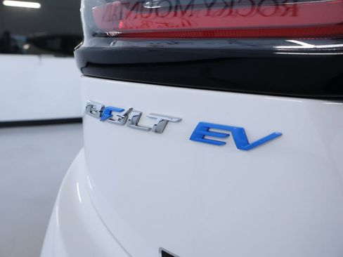 Used 2023 Chevrolet Bolt LT w/ Driver Confidence Package FWD image 10