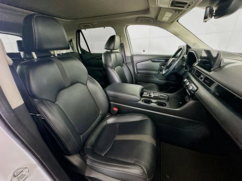 Used 2023 Honda Pilot Touring image 32