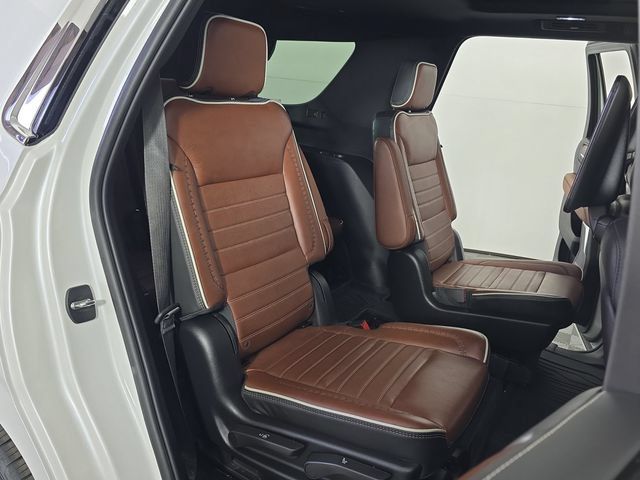 Used 2024 GMC Yukon Denali Ultimate AWD/4WD image 31