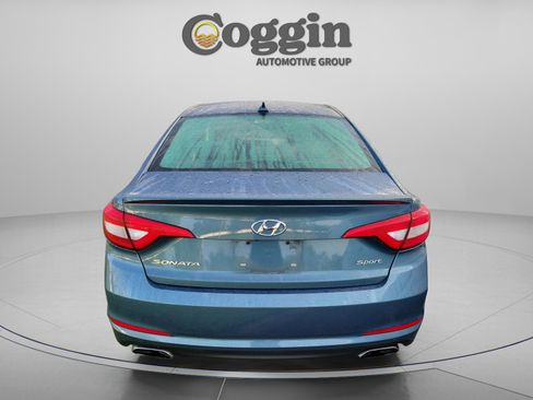 Used 2016 Hyundai Sonata Sport w/ Option Group 02 FWD image 4