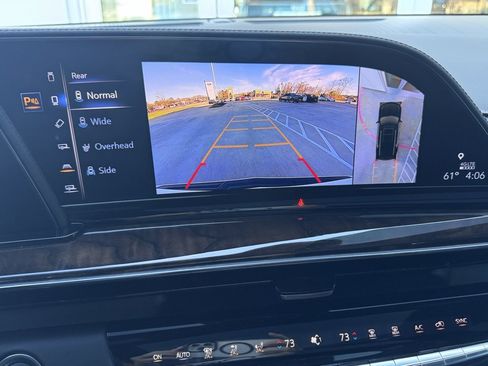 Used 2023 Cadillac Escalade ESV Sport Platinum w/ LPO, ONYX Package image 30