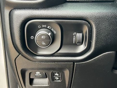 Used 2022 RAM 1500 Big Horn image 19