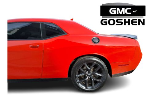 Used 2022 Dodge Challenger R/T w/ Plus Package image 6
