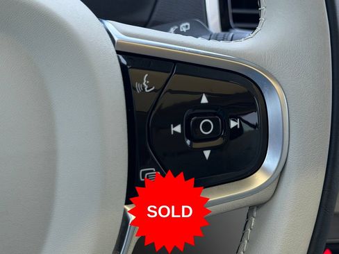 Certified 2025 Volvo XC90 T8 Plus AWD/4WD image 15