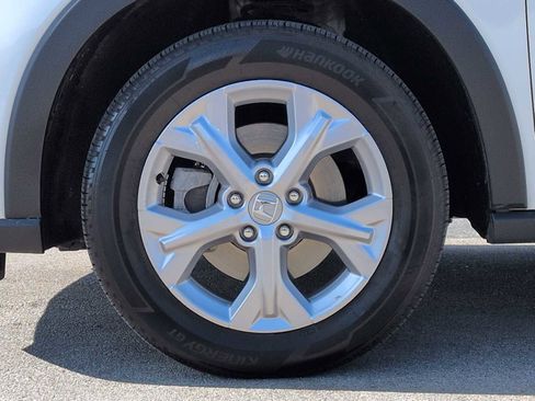 Certified 2024 Honda HR-V LX image 12